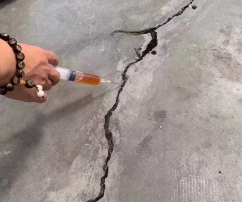 兴城混凝土裂缝修补技术详解​